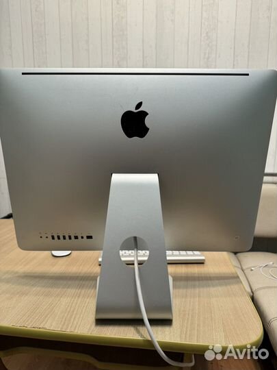 Apple iMac 21.5