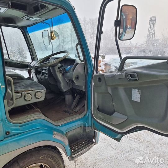 Бортовой грузовик Mitsubishi Fuso Fighter с КМУ Tadano, 1997