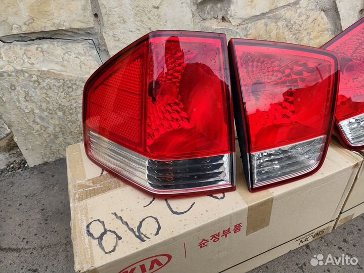 Задние фонари комплект Kia Mohave HM 2008-2016