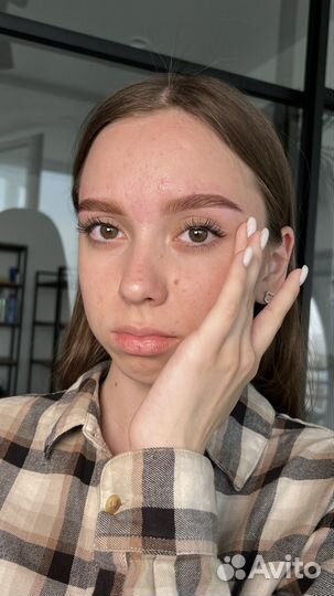 Мастер бровист