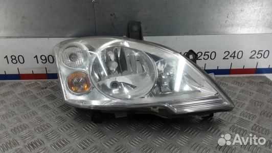 Фара правая mercedes benz vito W639 (UKR13MU01)