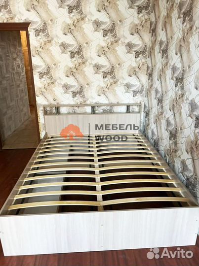 Кровать двухспальная