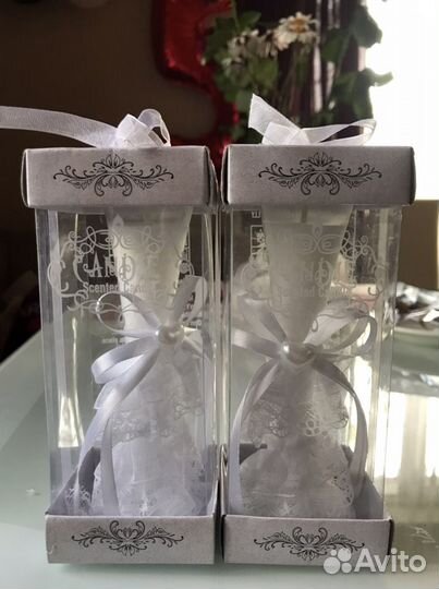 Свадебные свечи в подсвечнике