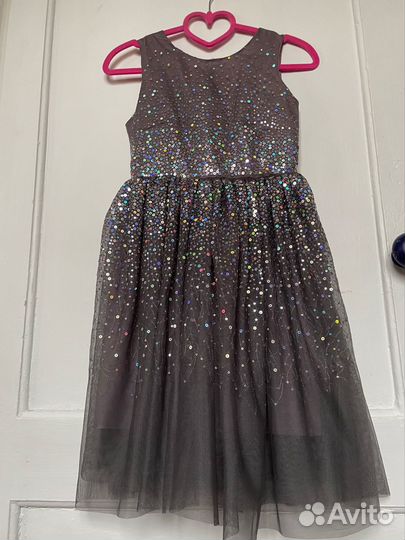 Платье для девочки в пайетках праздничное 128-134