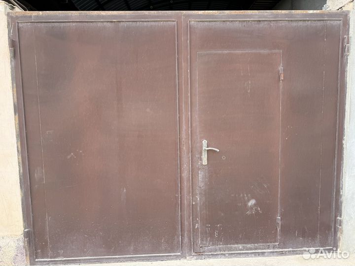 Железные ворота