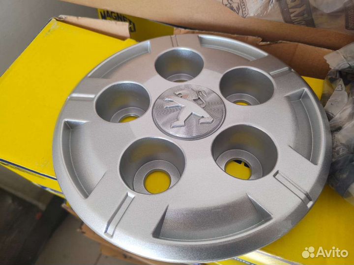 Колпаки peugeot boxer оригинал R15