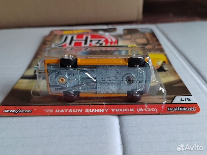 Hot Wheels 75 Datsun Sunny Truck