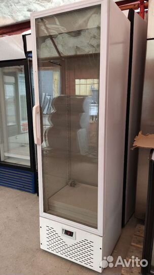 Холодильник витринный атлант