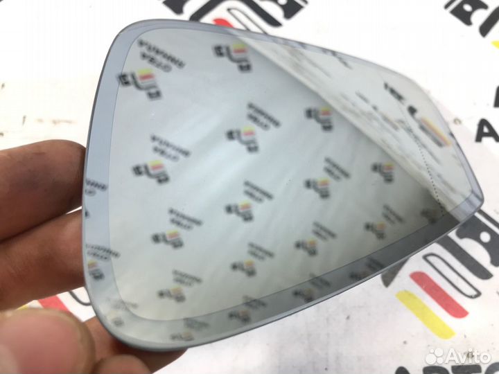 Зеркальный элемент передний левый Bmw 7-Series