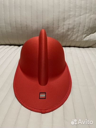Продаю каску пожарника Lego