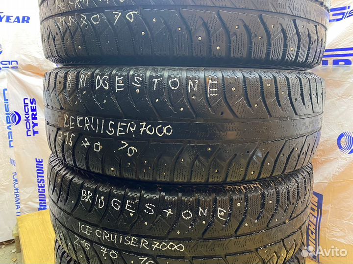 Bridgestone Ice Cruiser 7000 215/70 R16