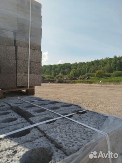 Керамзитобетонный блок полнотелый D731