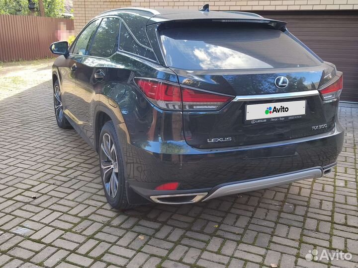 Lexus RX 2.0 AT, 2020, 200 км