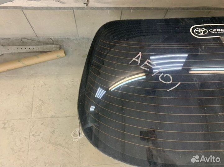 Стекло заднее Toyota Sprinter Marino