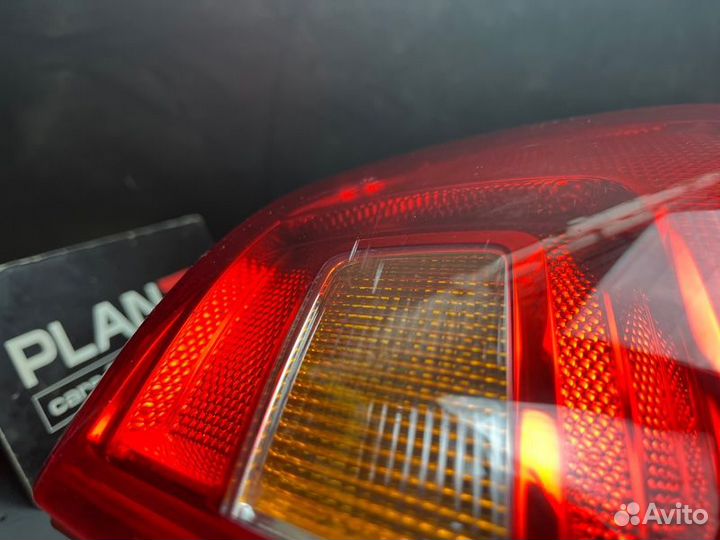 Стоп-сигнал задний правый Volkswagen Jetta MK6