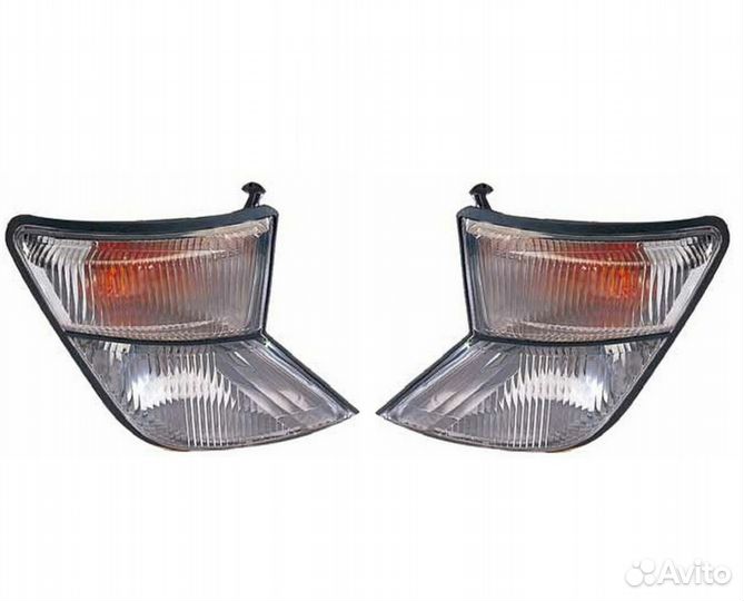 Фара / габарит Nissan Patrol Safari Y61 1997-2001