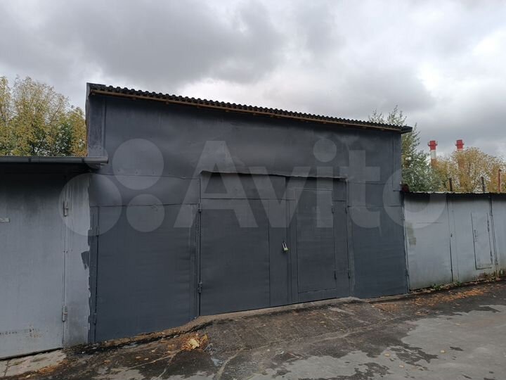 Гараж, > 30 м²