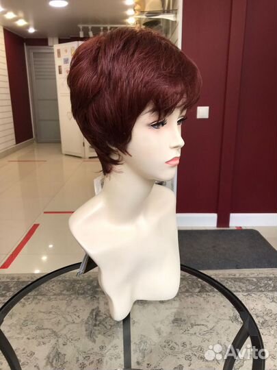 Парик из искусственных волос