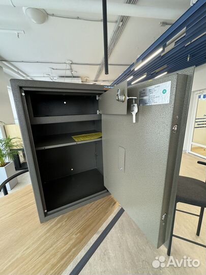 Офисный сейф valberg ASM-63T EL