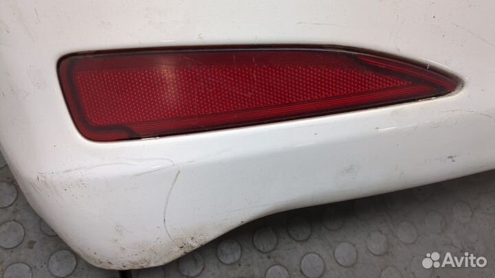 Бампер задний Toyota Yaris