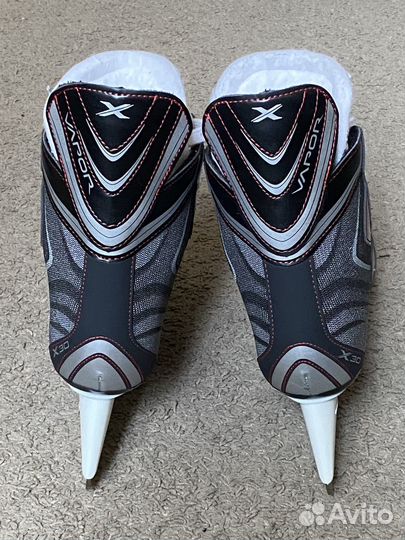 Коньки хоккейные Bauer Vapor x30