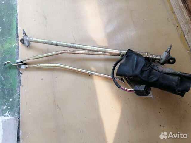 Моторчик стеклоочистителя с трапецией