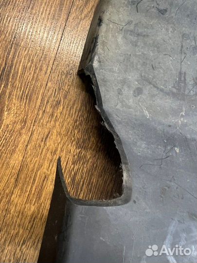 Пыльник двигателя передний правый Vortex Estina