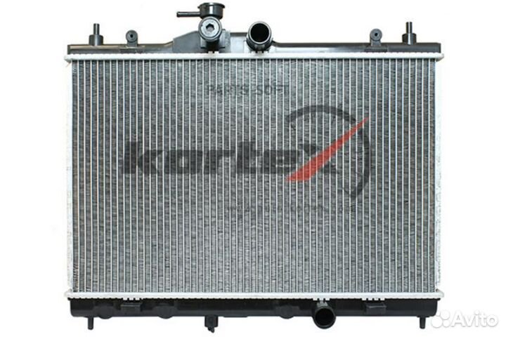 Радиатор nissan Tiida 04