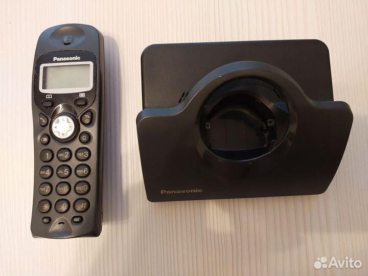 Домашний беспроводной телефон