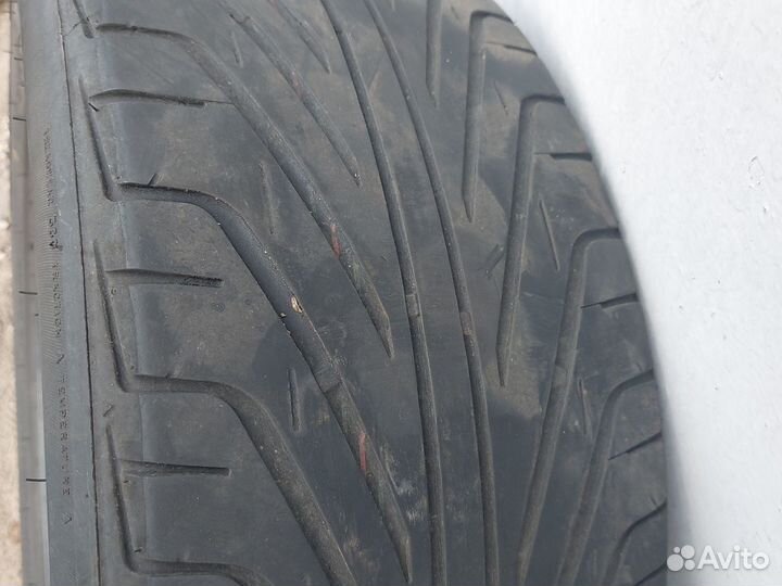 Triangle TR968 215/55 R17 98V