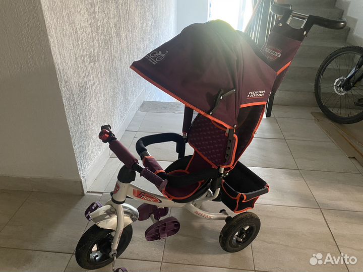 Велосипед трехколесный с ручкой