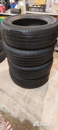 Michelin Latitude Sport 3 235/60 R17 102V