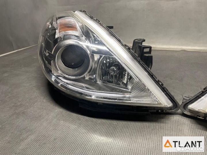 Фара передняя nissan tiida