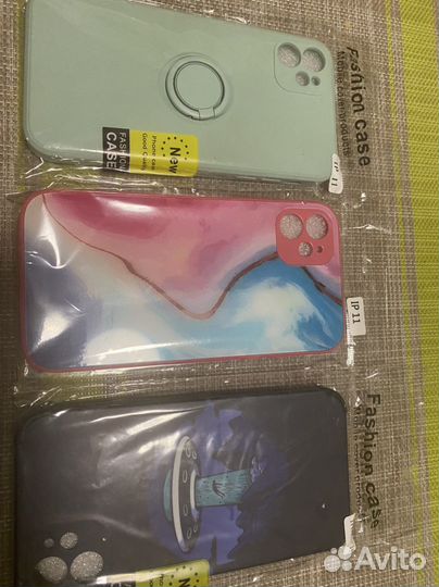 Чехлы на iPhone 11