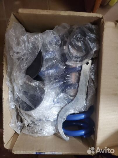 Винтовая подвеска универсальную