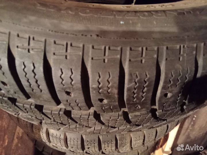 Tigar Sigura Stud 205/95 R16