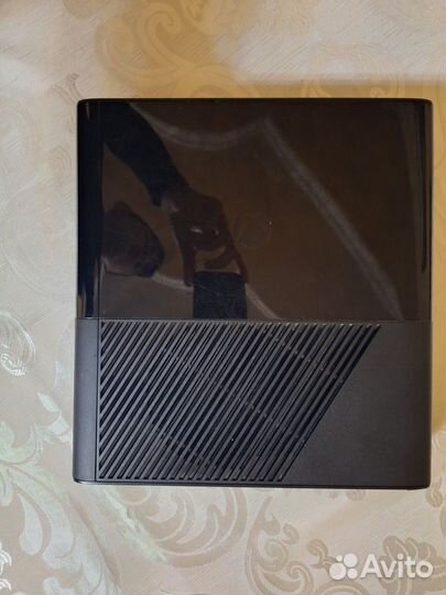 Xbox 360 Elite версия