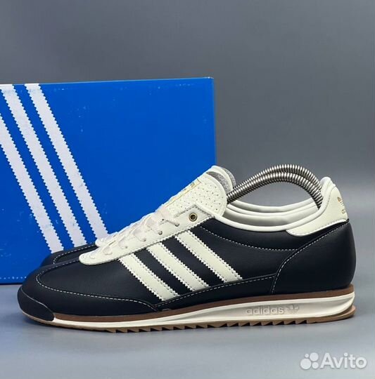 Новинка Adidas SL 72 Core Black Leather