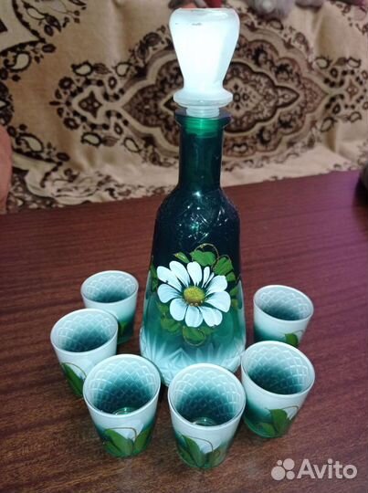 Графин с рюмками