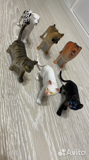 Игрушки фигурки животных натуральные