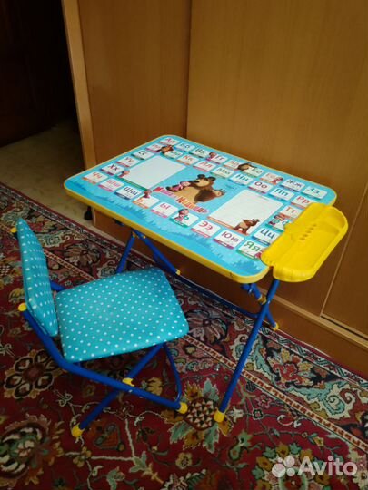 Детский столик и стульчик