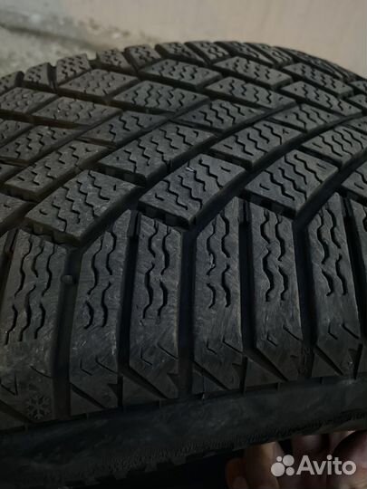 Continental ContiVikingContact 7 225/50 R17 98