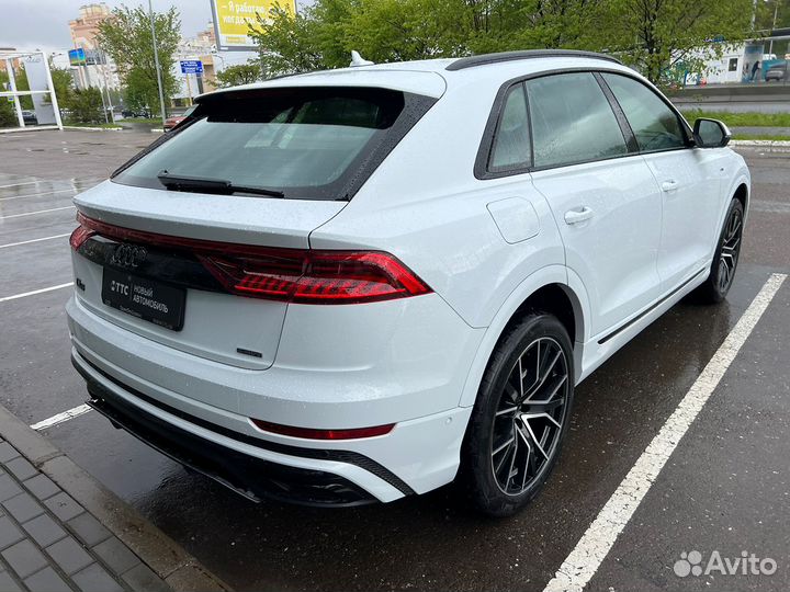 Audi Q8 3.0 AT, 2022