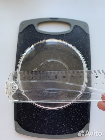 Небольшой кувшинчик-ваза из стекла