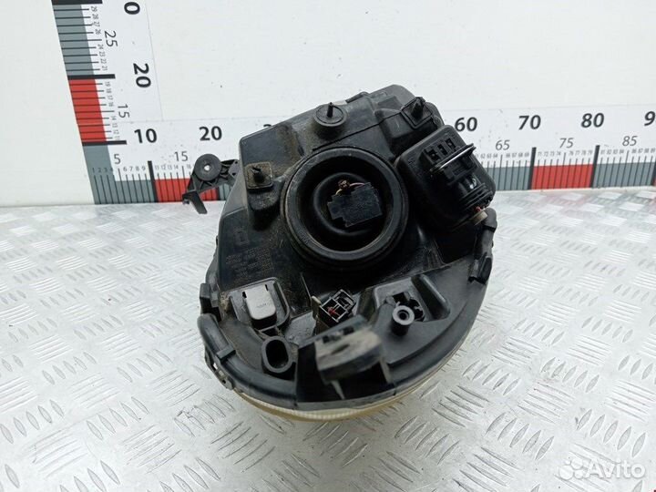 Фара передняя для Nissan Micra K12 26010AX700