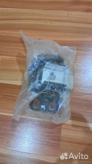 Опора двигателя правая для symbol,clio