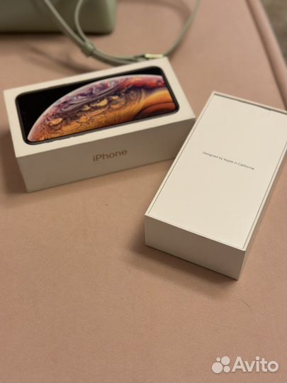 Коробка от iPhone xs