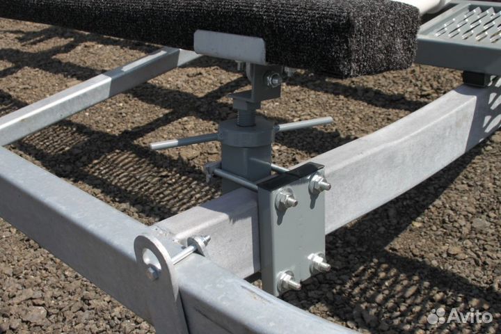 Домкрат ложемента прицепа винтовой арива