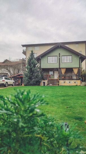 Коттедж 130 м² на участке 7 сот.