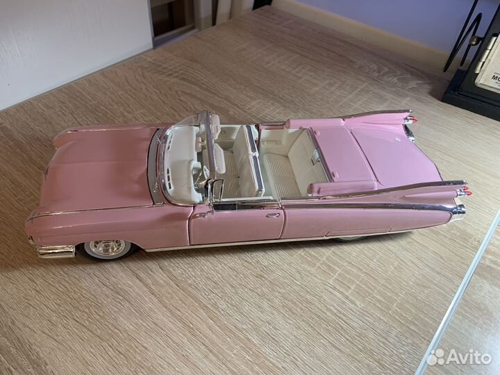 1/18 1959 Cadillac Eldorado Biarritz Maisto